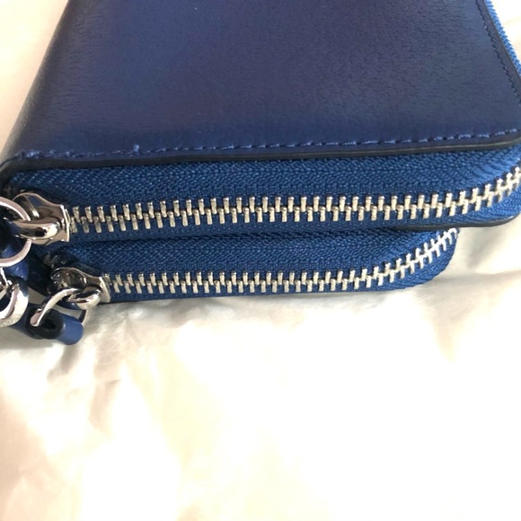 Authentic NWOT KATE SPADE BLUE  CLUTCH LEATHER WRISTLET - Picture 4 of 12